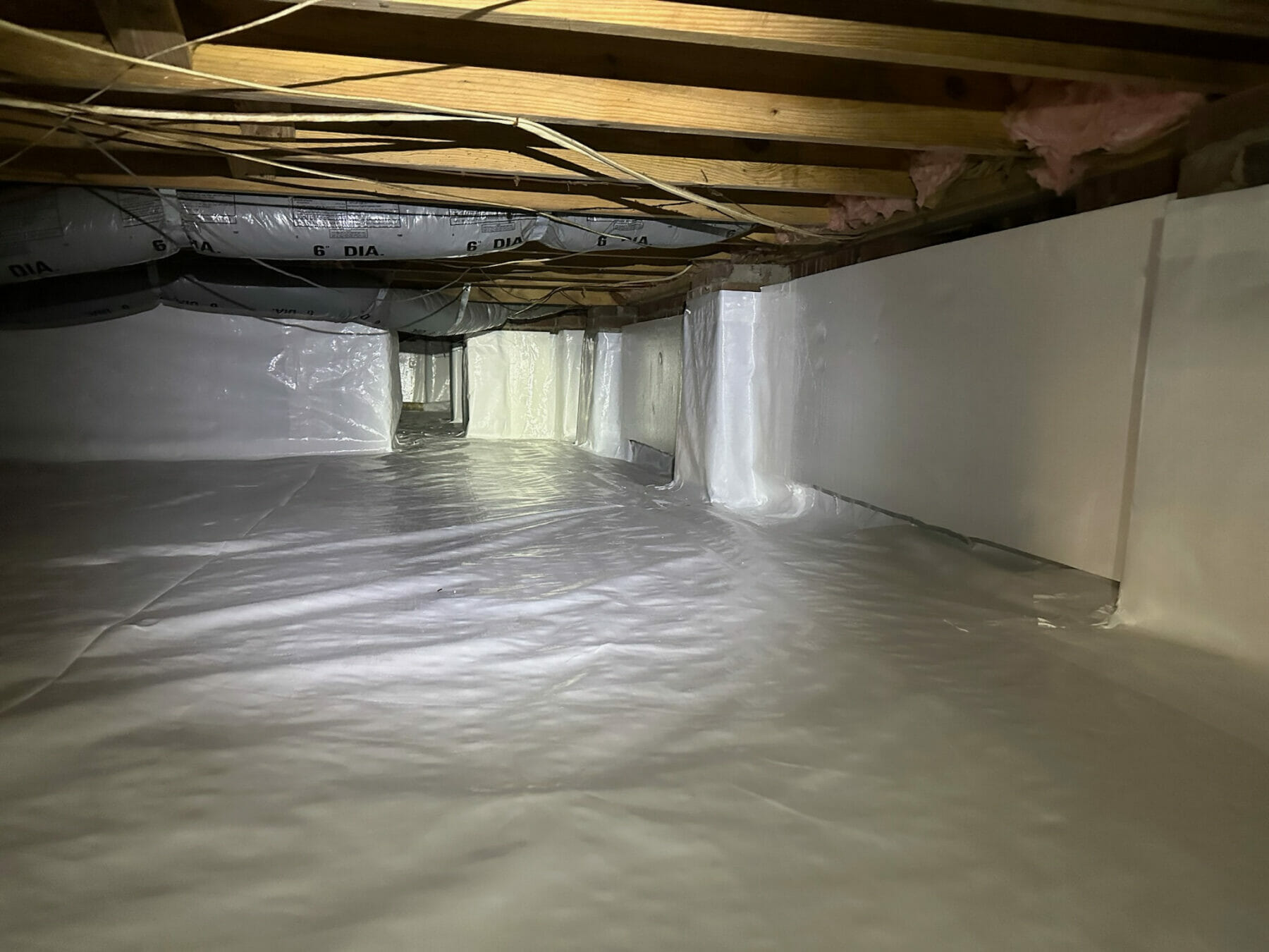 Completed Crawlspace encapsulation